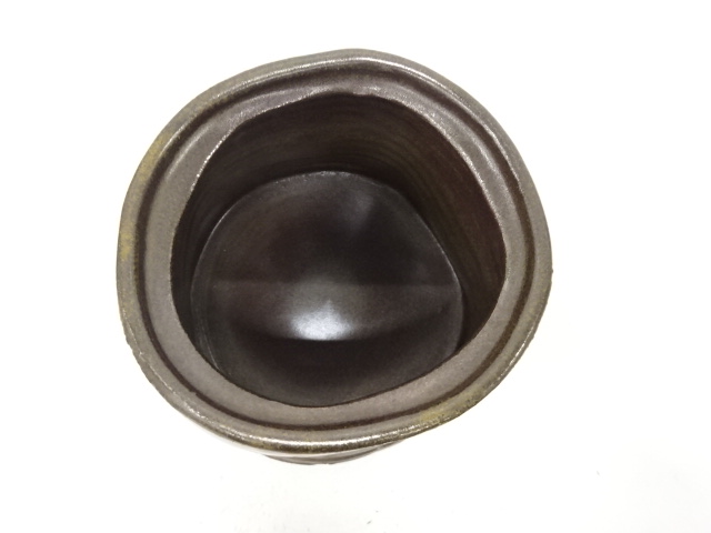  光憲造　鉄釉　水指